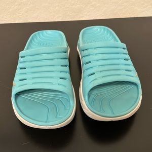 Hoka One One Recovery Slides